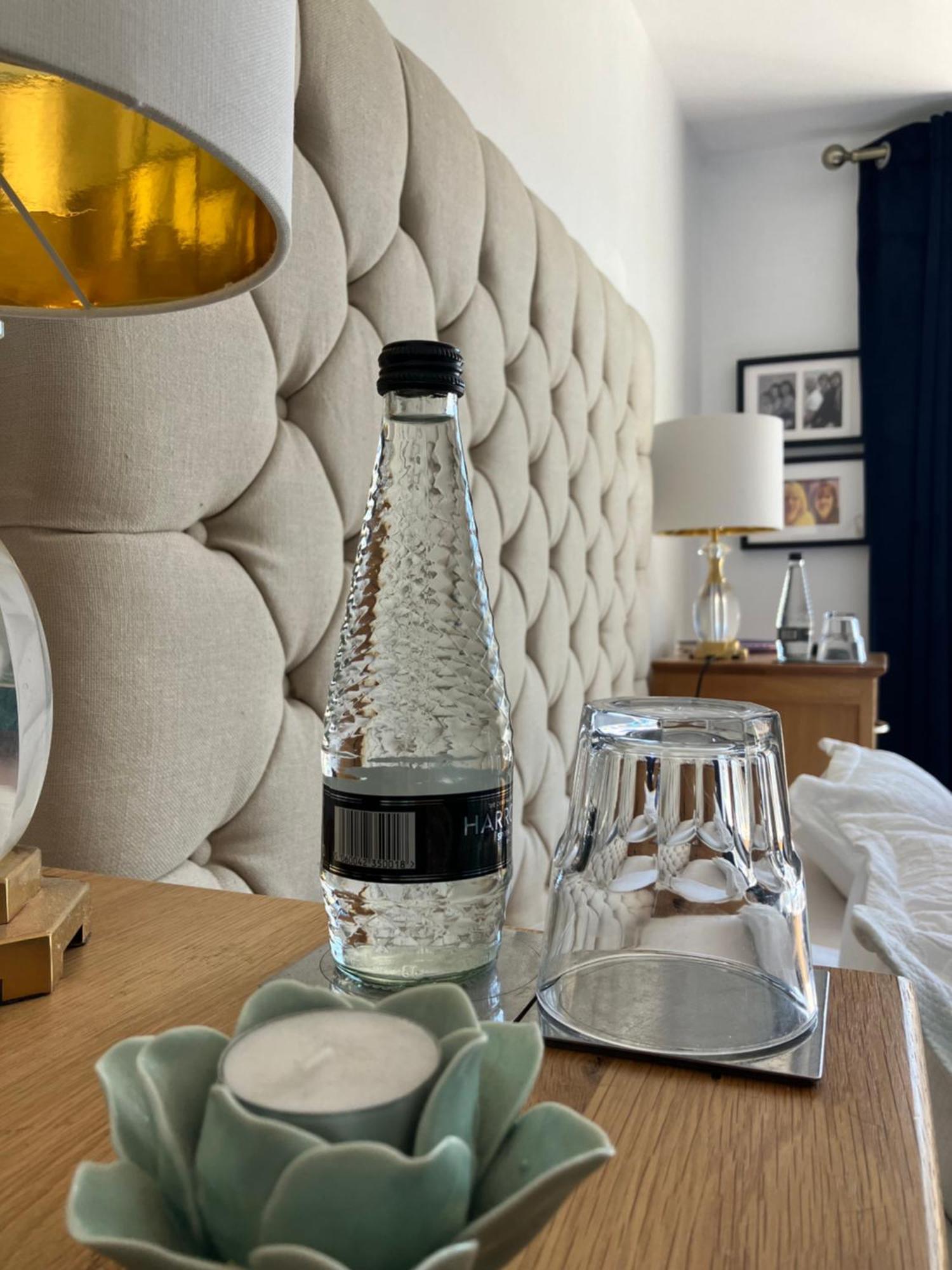Our Beautifully Renovated Home Chichester Extérieur photo
